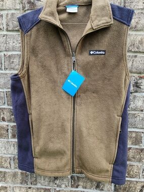 Columbia Brown Fleece Jacket with Navy Trim